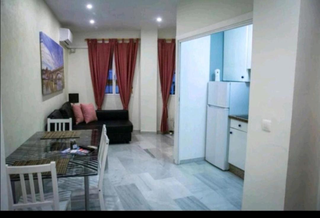 Alfalfa Suites Centro Sevilla Kültér fotó